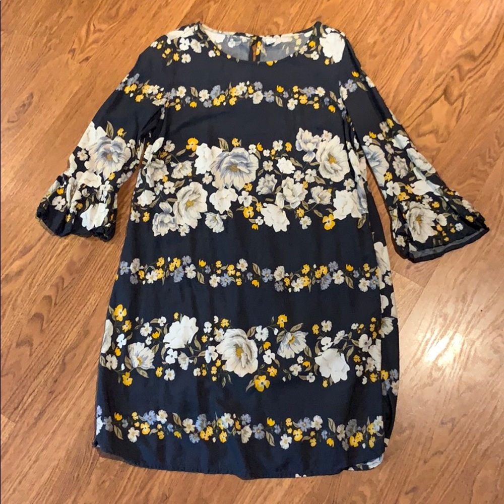 Old Navy Shift Dress Size Small Grey Floral